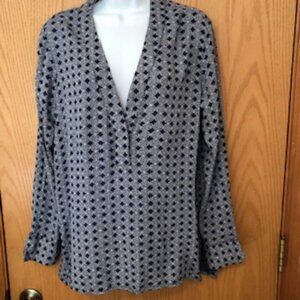 NWT H&M Blue Patterned Relaxed V Neck Tunic Split Cuffs Size 12 Large